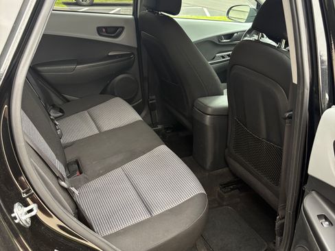 Used 2021 Hyundai Kona SEL Plus image 11