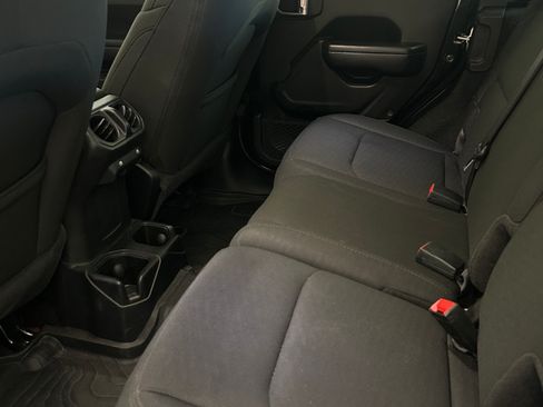Used 2020 Jeep Wrangler Unlimited Sport AWD/4WD image 13