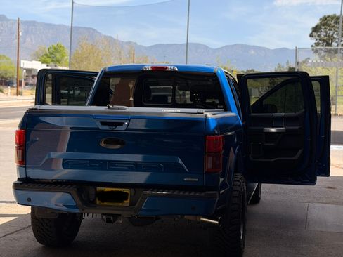 Used 2018 Ford F150 Lariat w/ Equipment Group 502A Luxury image 11