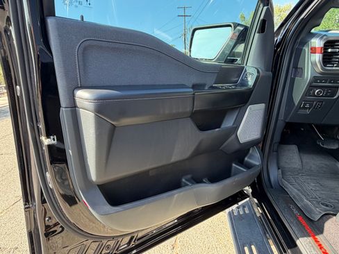 Used 2021 Ford F150 Raptor w/ Equipment Group 801A High AWD/4WD image 17