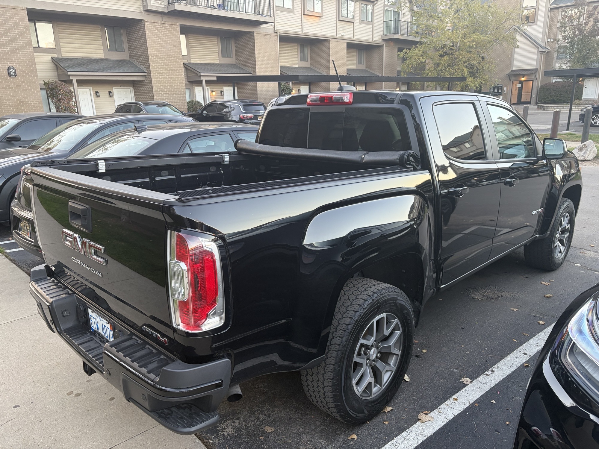 Used 2021 GMC Canyon AT4 w/ Driver Alert Package AWD/4WD image 4