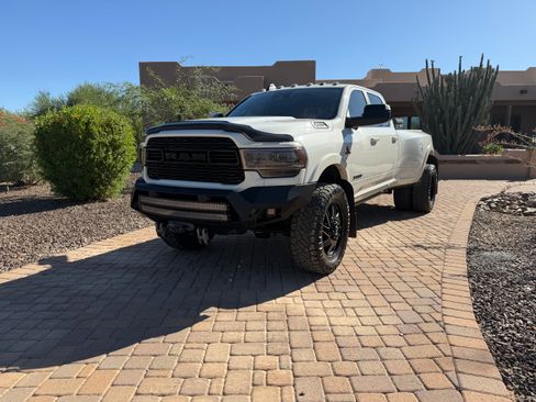 Used 2020 RAM 3500 Limited image 1