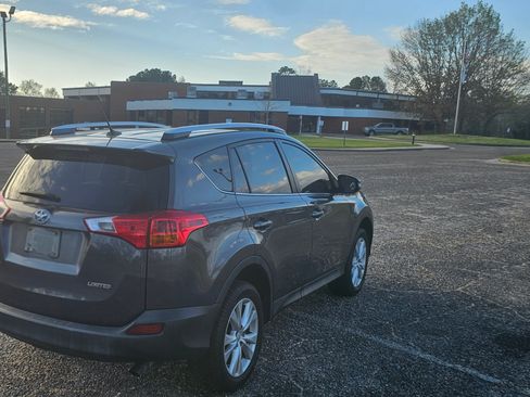 Used 2014 Toyota RAV4 Limited image 4