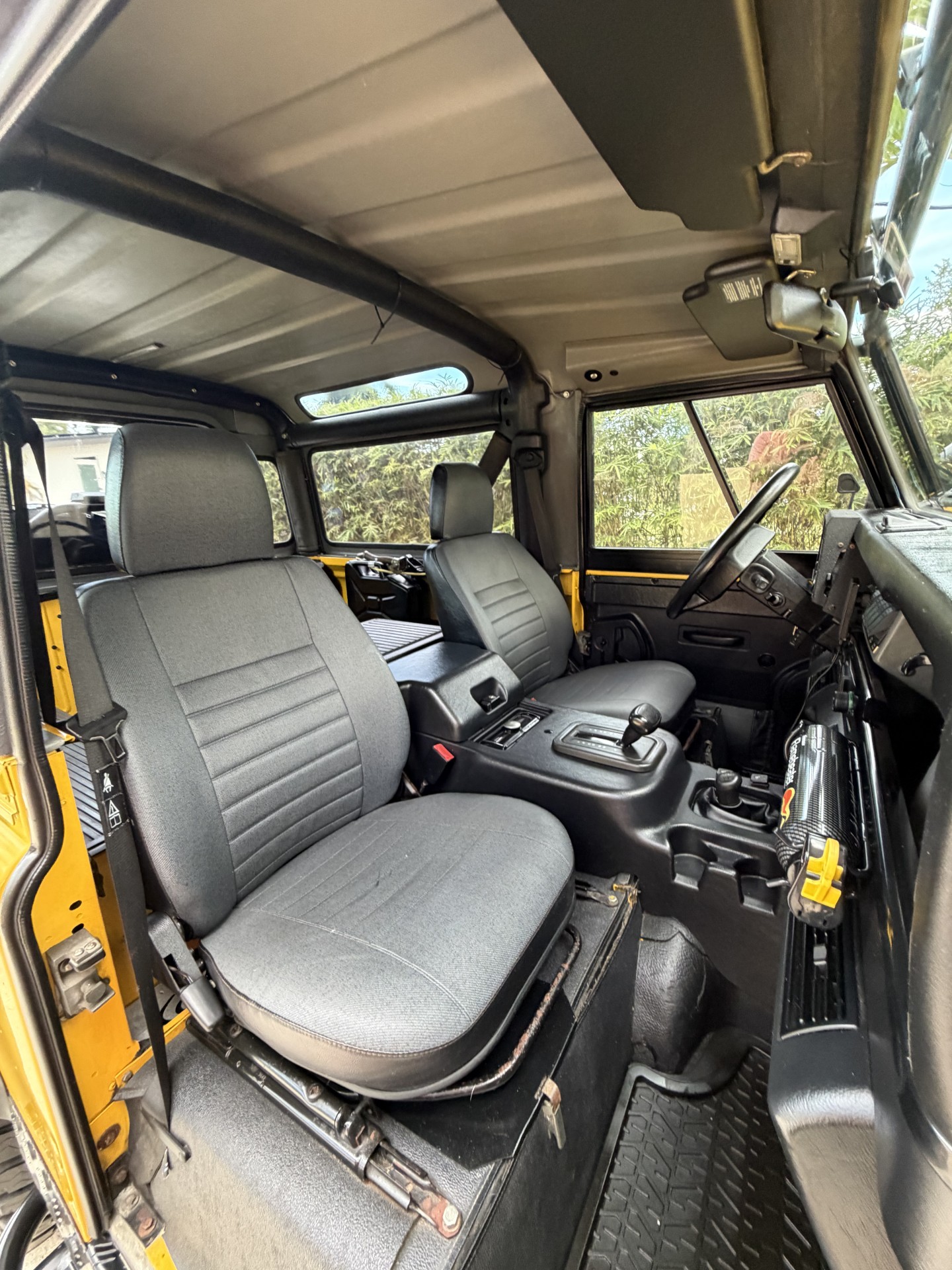 Used 1997 Land Rover Defender 90 AWD/4WD image 22