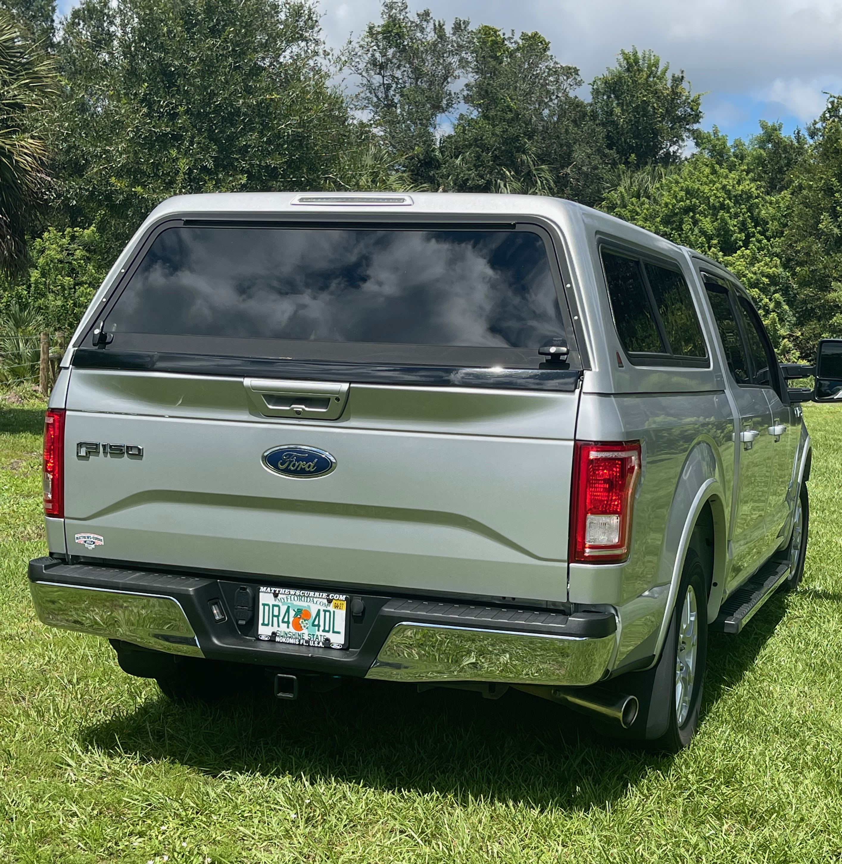 Used 2017 Ford F150 Lariat w/ Trailer Tow Package RWD image 8