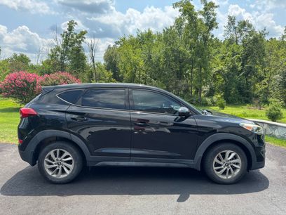 Used 2017 Hyundai Tucson SE w/ Cargo Package