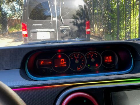 Used 2013 Scion xB image 11