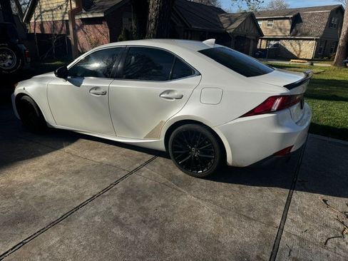 Used 2014 Lexus IS 250 w/ Navigation Package image 4
