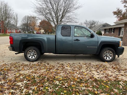 Used 2008 Chevrolet Silverado 1500 W/T w/ LS Package image 1