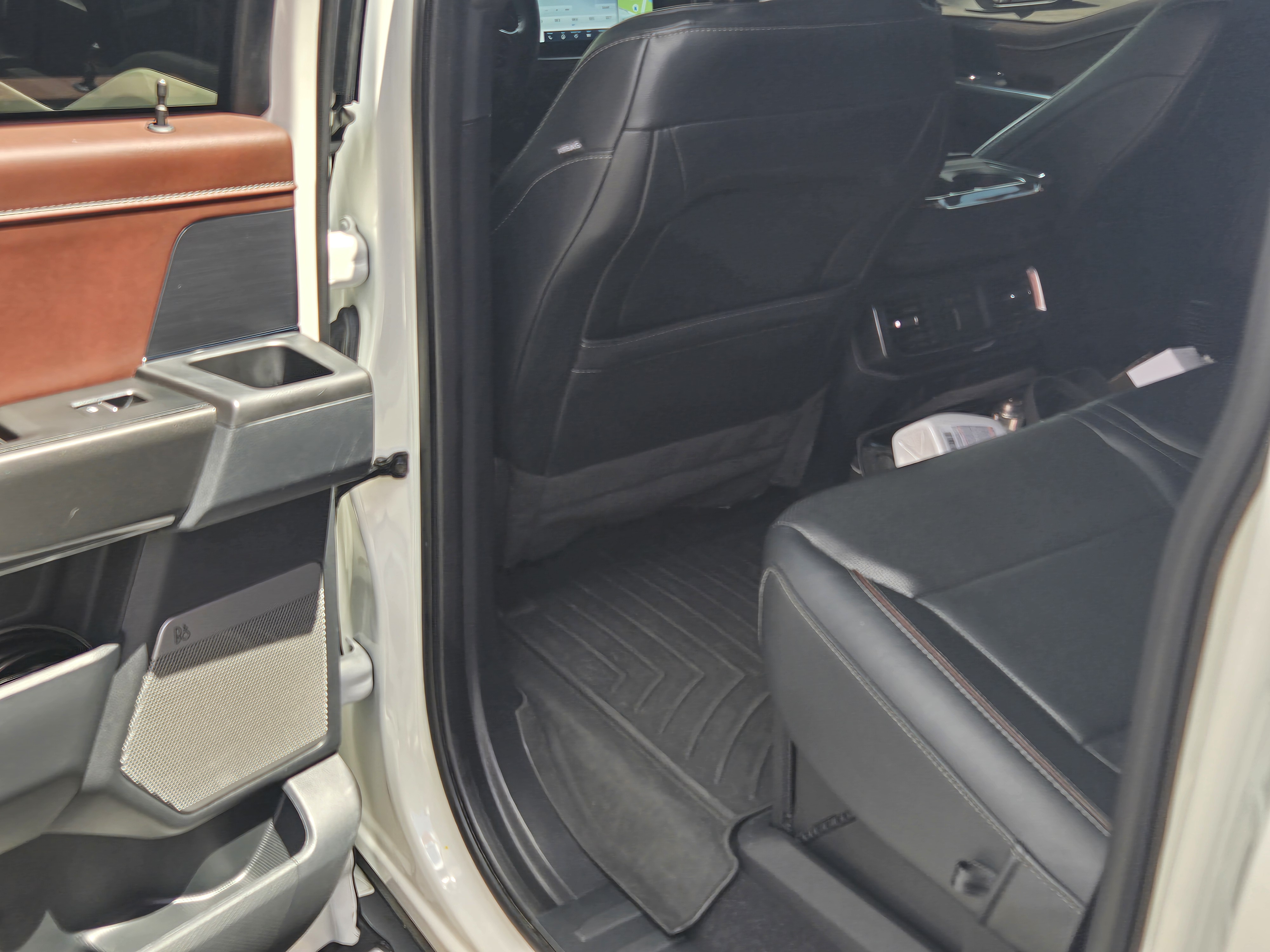 Used 2023 Ford F150 Lariat w/ Equipment Group 502A High AWD/4WD image 11