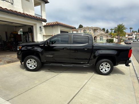 Used 2016 Chevrolet Colorado LT w/ LT Convenience Package RWD image 4