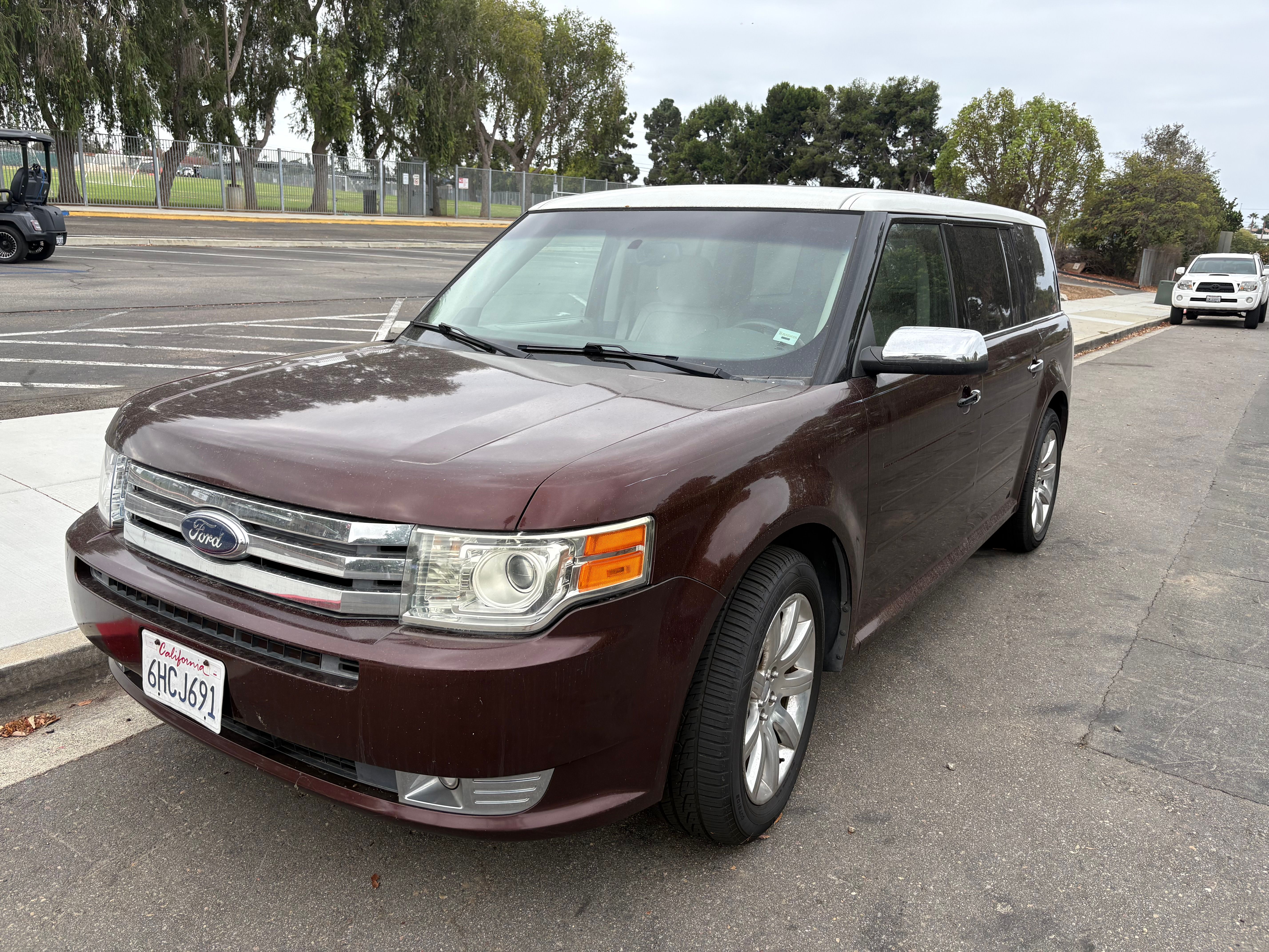 Used 2009 Ford Flex Limited FWD image 14