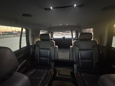 Used 2018 GMC Yukon SLT w/ Premium Edition image 20