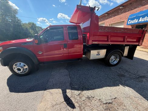 Used 2015 Ford F550 4x4 SuperCab Super Duty w/ XLT Interior Package image 5