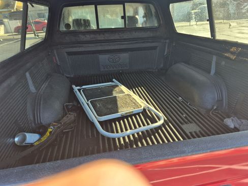 Used 2003 Toyota Tacoma PreRunner image 9