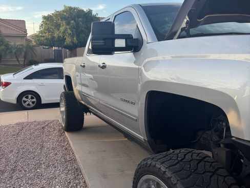 Used 2015 Chevrolet Silverado 2500 LTZ w/ Duramax Plus Package image 8