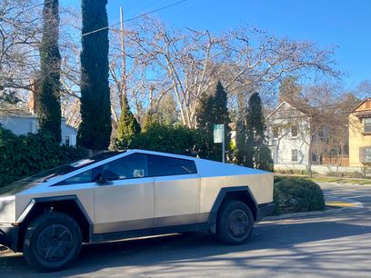 Used 2024 Tesla Cybertruck AWD Crew Cab