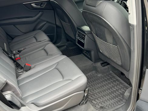 Used 2022 Audi Q7 3.0T Prestige w/ Prestige Package image 14