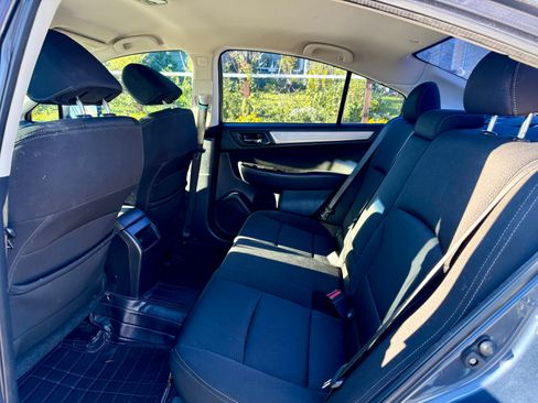Used 2017 Subaru Legacy 2.5i Premium image 13