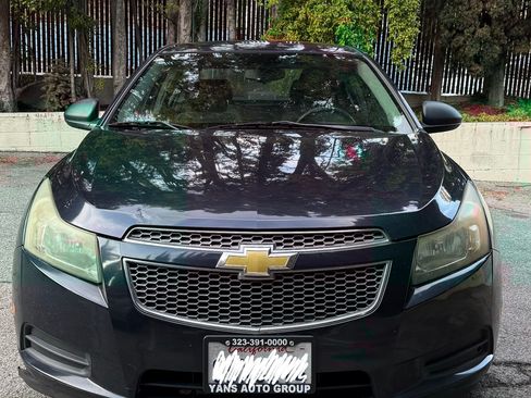 Used 2014 Chevrolet Cruze LS image 5