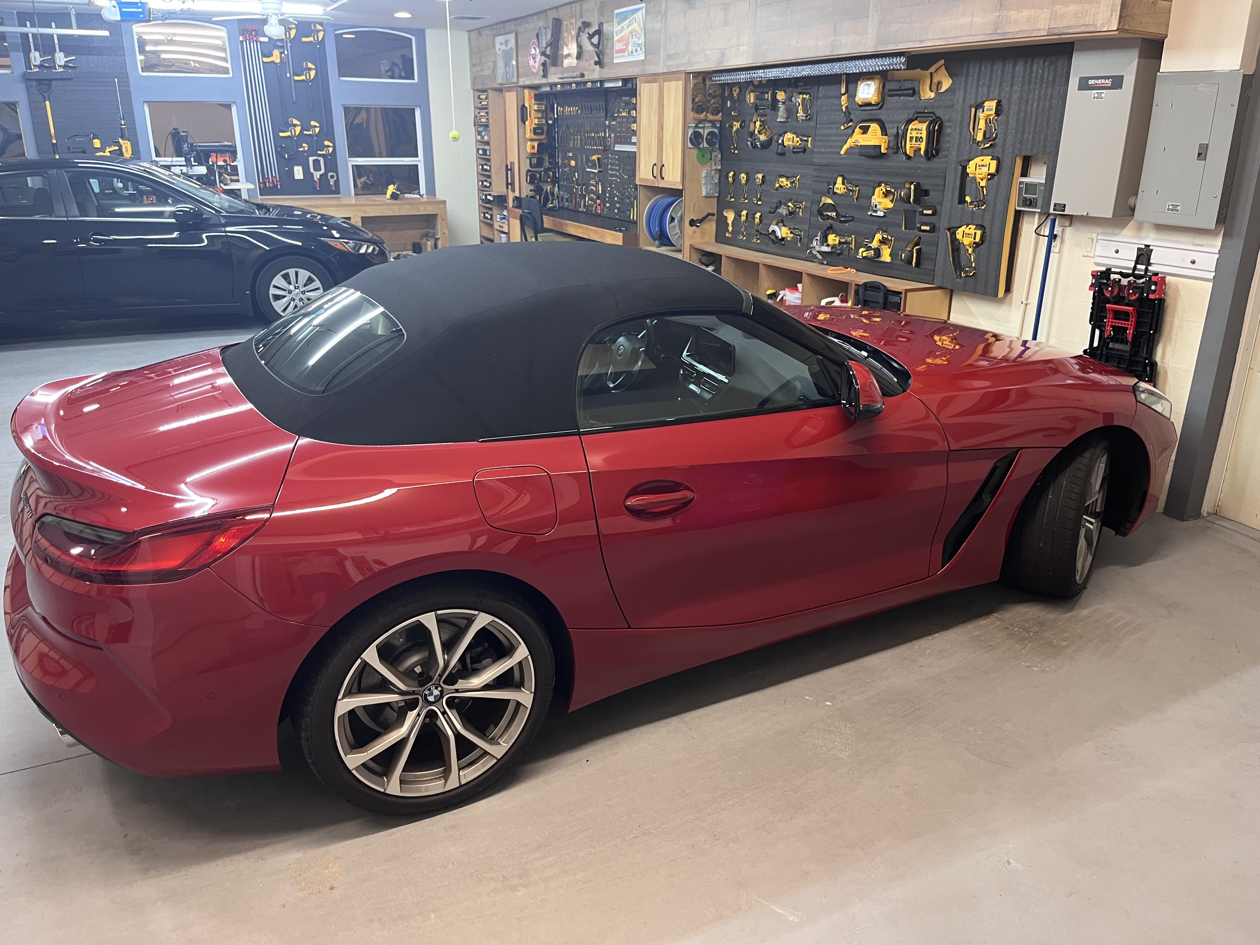 Used 2020 BMW Z4 sDrive30i w/ Premium Package RWD image 5