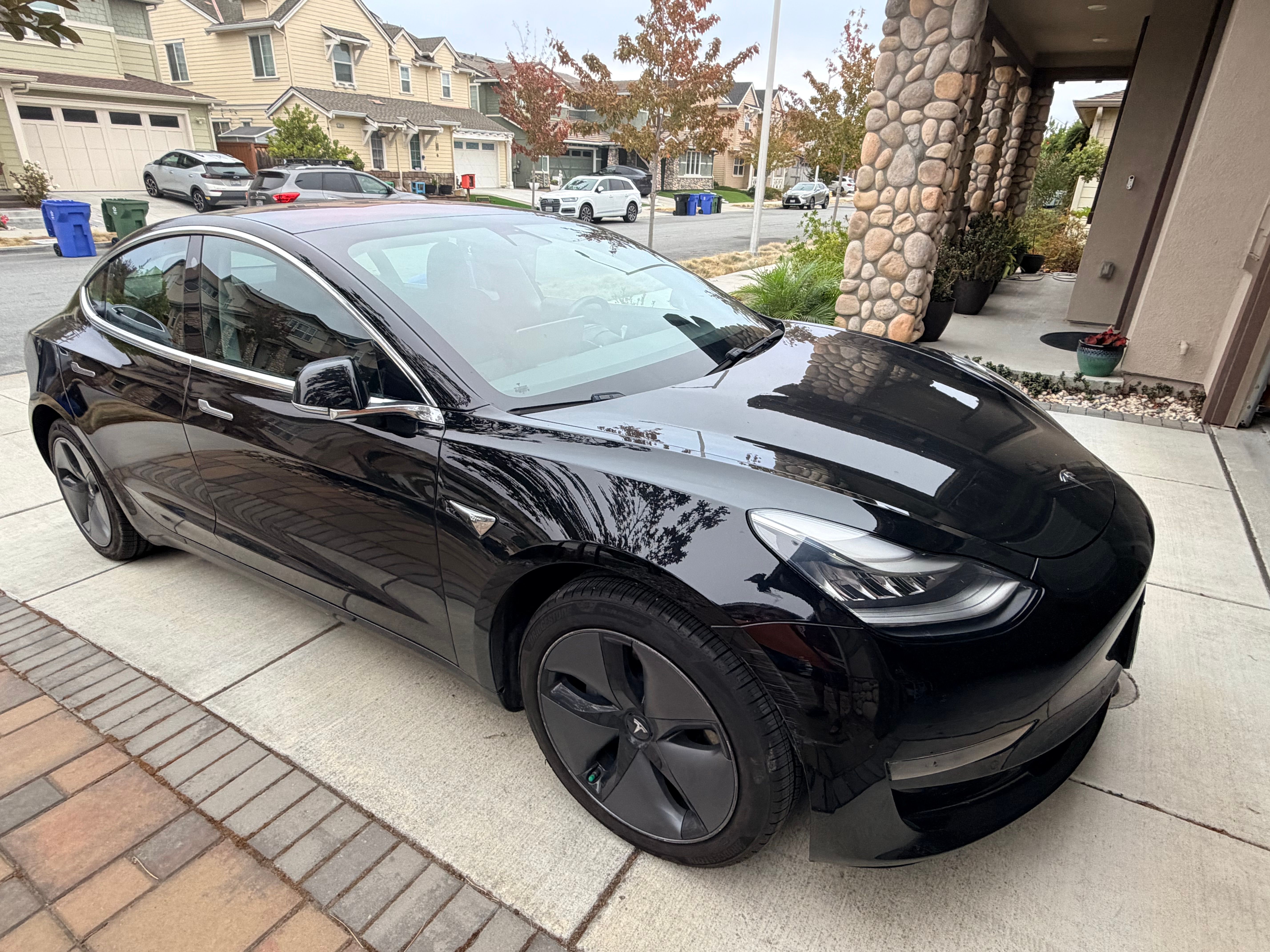 Used 2018 Tesla Model 3 Performance AWD/4WD image 9