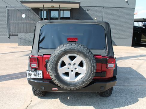 Used 2013 Jeep Wrangler Sport image 15
