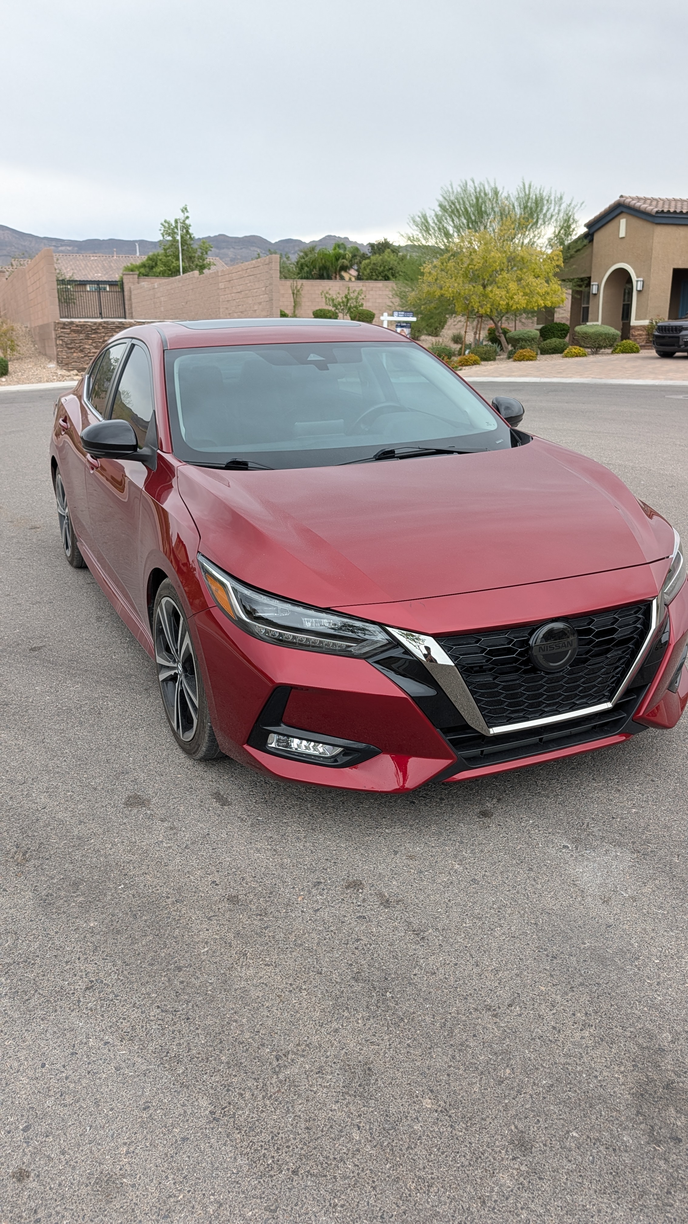 Used 2023 Nissan Sentra SR w/ SR Premium Package FWD image 9