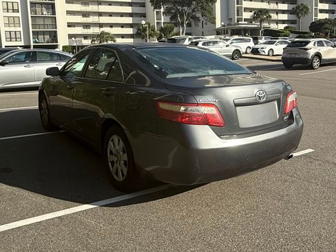 Used 2009 Toyota Camry XLE image 5