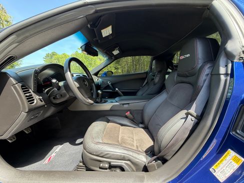 Used 2007 Chevrolet Corvette Z06 w/ Preferred Equipment Group image 19