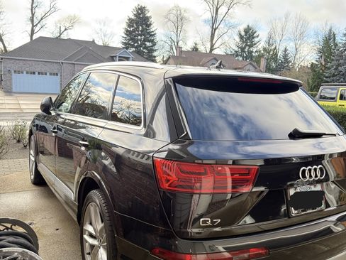 Used 2018 Audi Q7 3.0T Prestige w/ Prestige Package image 1