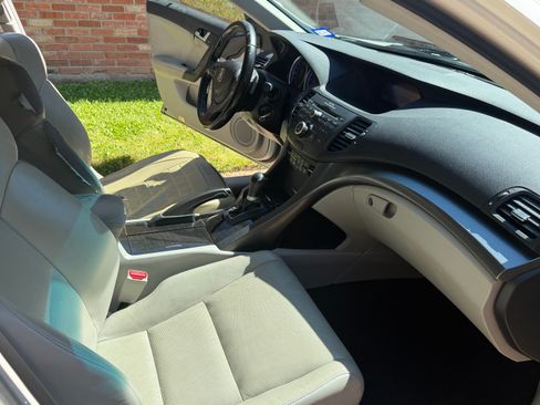 Used 2011 Acura TSX Sedan FWD image 8