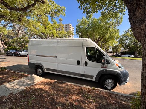 Used 2017 RAM ProMaster 2500 image 2