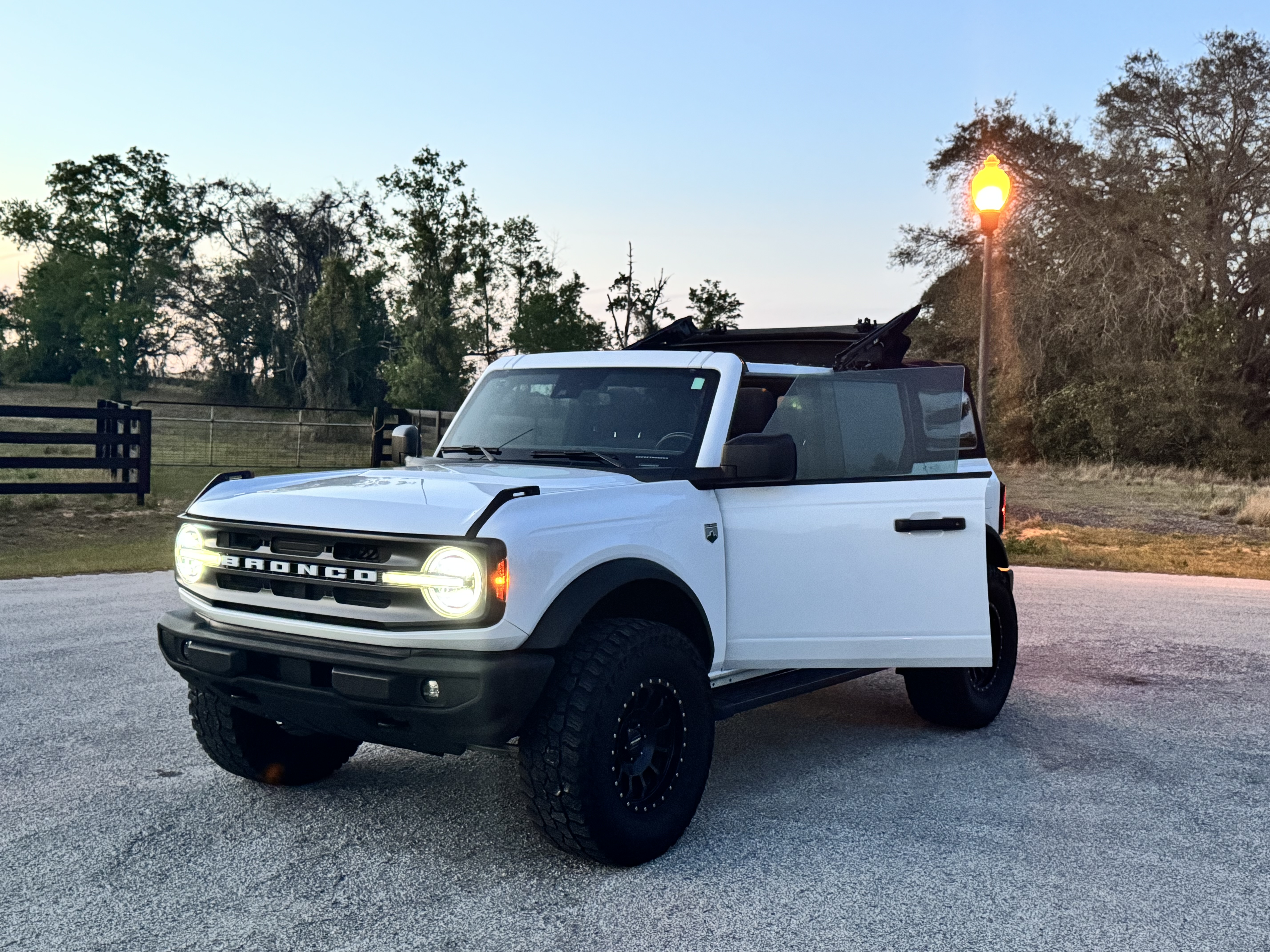 Used 2022 Ford Bronco Big Bend AWD/4WD image 13