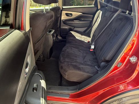 Used 2017 Nissan Murano SV w/ Cargo Package image 9