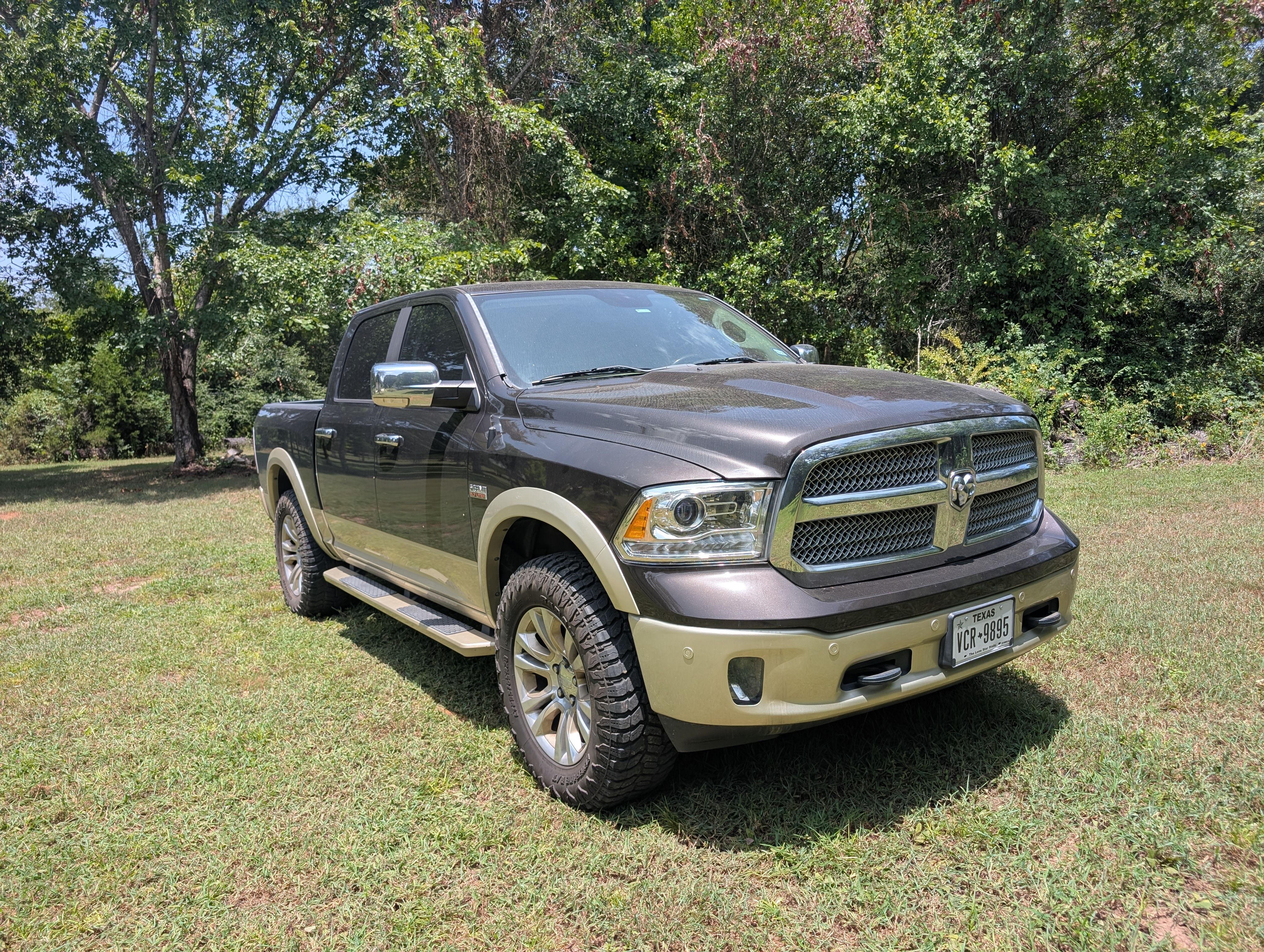 Used 2016 RAM 1500 Laramie Longhorn w/ Convenience Group AWD/4WD image 5
