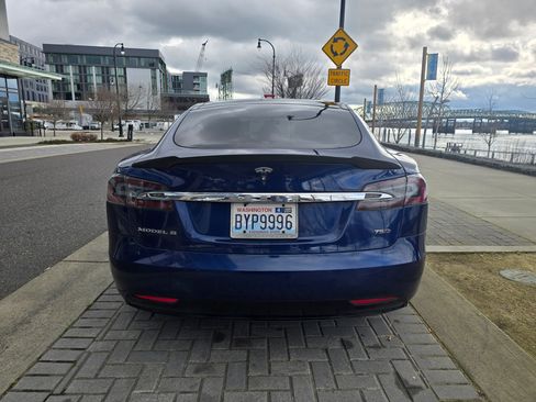 Used 2017 Tesla Model S 75D image 5