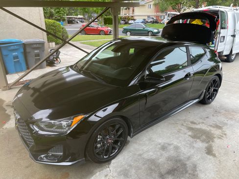 Used 2019 Hyundai Veloster Turbo R-Spec FWD image 2