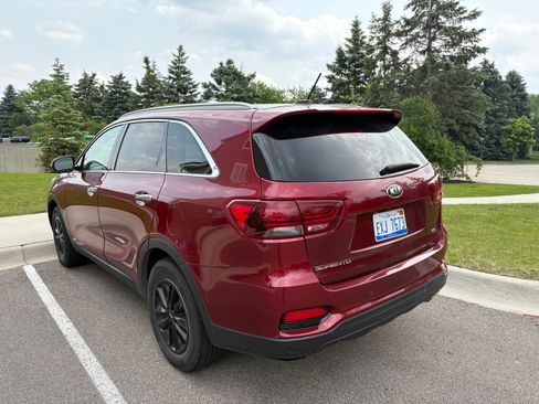 Used 2020 Kia Sorento LX w/ LX I4 Convenience Package image 11