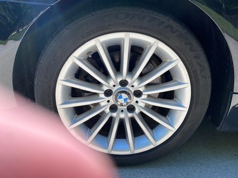 Used 2011 BMW 535i xDrive Sedan AWD/4WD image 27
