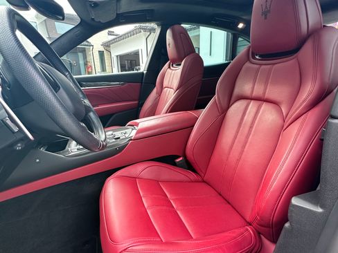 Used 2022 Maserati Levante GT image 18