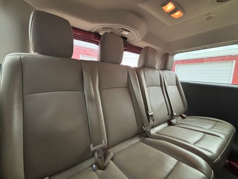 Used 2020 Nissan NV 3500 SL image 16