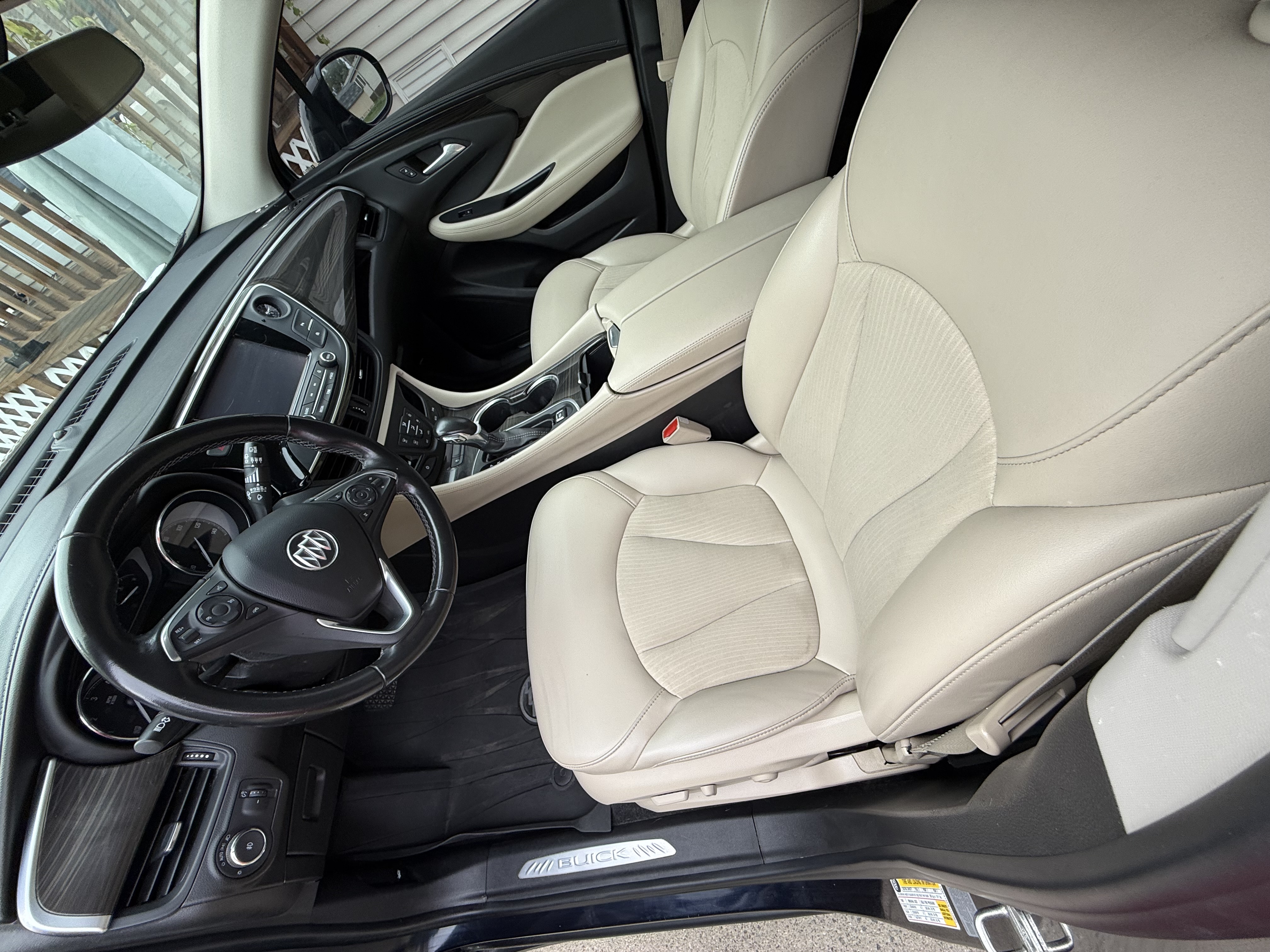 Used 2020 Buick Envision Preferred AWD/4WD image 15