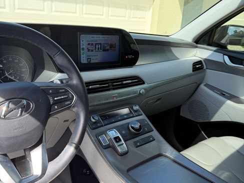 Used 2021 Hyundai Palisade SEL w/ Convenience Package image 5