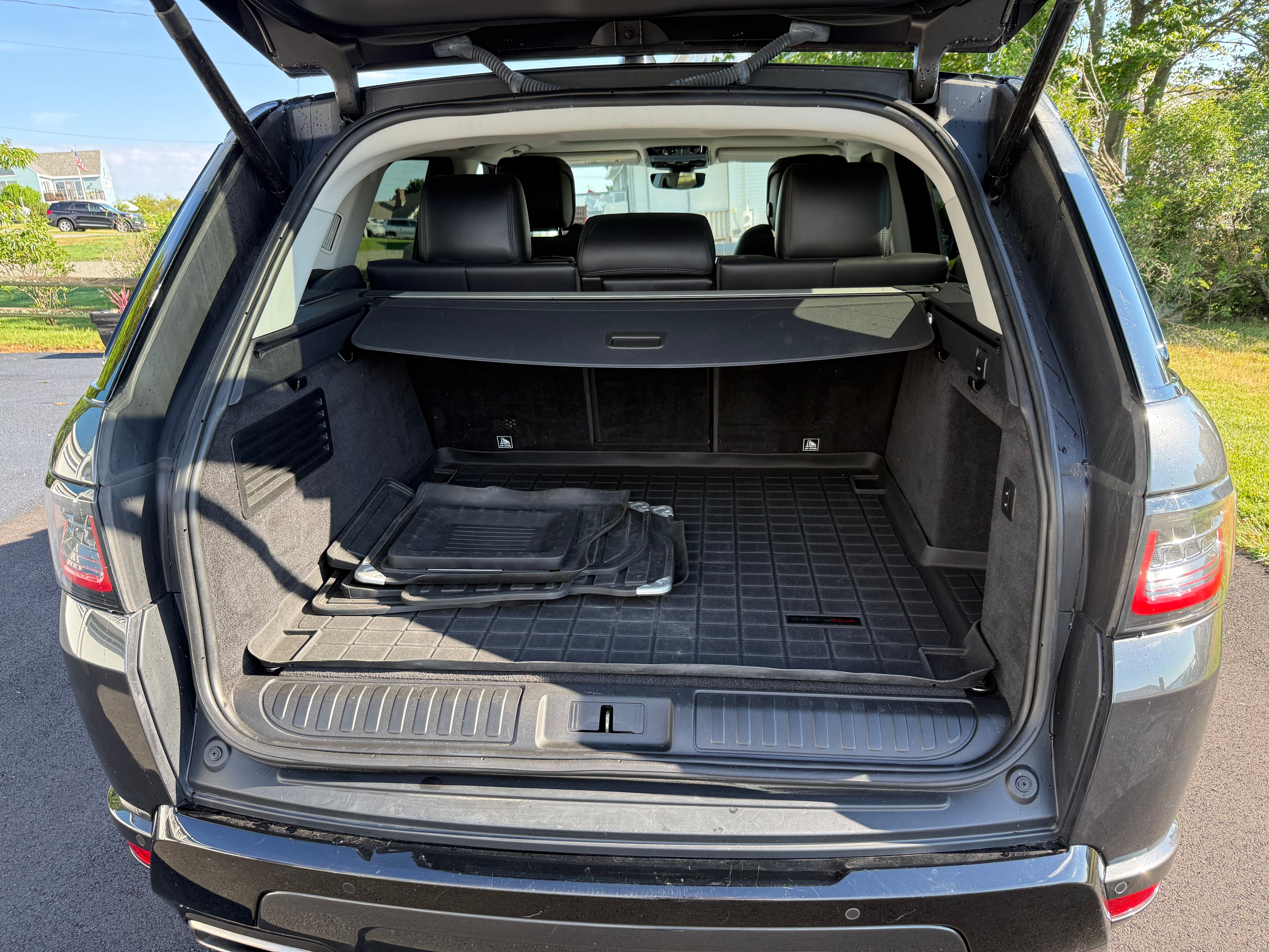 Used 2019 Land Rover Range Rover Sport Supercharged AWD/4WD image 15