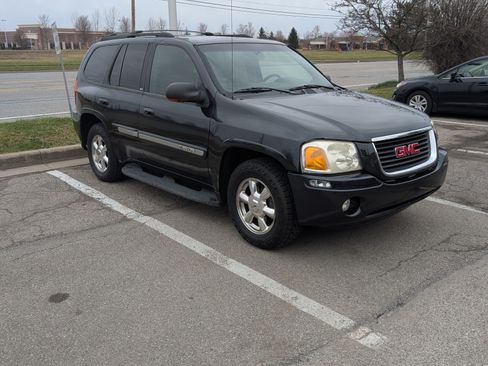 Used 2003 GMC Envoy SLT AWD/4WD image 1