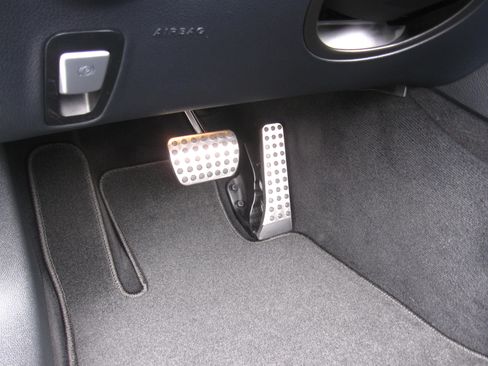 Used 2022 Mercedes-Benz E 450 E 450 Cabriolet 2D image 21