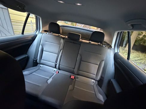 Used 2019 Volkswagen e-Golf SE w/ Driver Assistance Package image 14