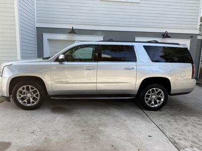 Used 2018 GMC Yukon XL SLE w/ SLE Value Package