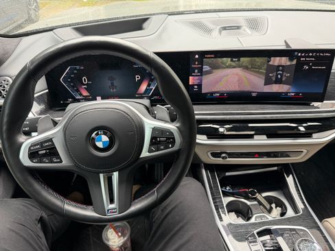 Used 2023 BMW X7 M60i w/ Executive Package AWD/4WD image 6